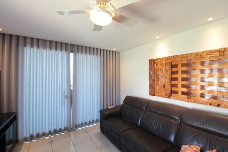 Apartamento à venda com 170m², 3 quartos e 2 vagasSala