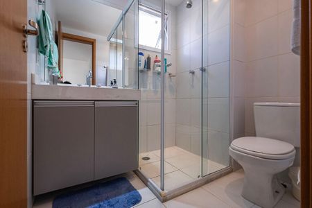 Banheiro de apartamento à venda com 1 quarto, 41m² em Sumaré, São Paulo
