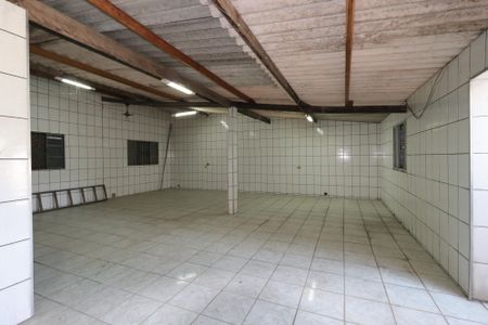 Casa à venda com 220m², 2 quartos e 4 vagasÁrea Gourmet