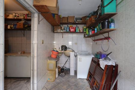 Casa à venda com 220m², 2 quartos e 4 vagasÁrea de Serviço