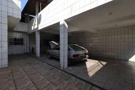 Casa à venda com 220m², 2 quartos e 4 vagasQuintal