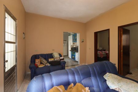 Casa à venda com 220m², 2 quartos e 4 vagasSala