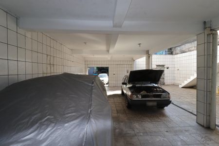 Casa à venda com 220m², 2 quartos e 4 vagasGaragem