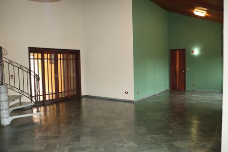 Sala de casa de condomínio para alugar com 5 quartos, 253m² em Parque Paulistano, Cotia