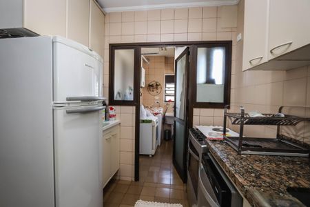 Apartamento à venda com 77m², 3 quartos e 2 vagas Apartamento à venda com 77m², 3 quartos e 2 vagasCozinha