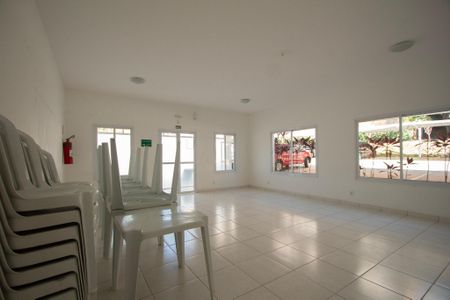 Apartamento para alugar com 50m², 2 quartos e 1 vagaÁrea comum - Salão de Festas