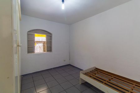 Quarto de casa para alugar com 1 quarto, 80m² em Vila Ema, São Paulo