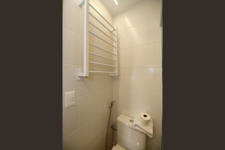 Banheiro de kitnet/studio para alugar com 1 quarto, 28m² em Jardim Paulista, São Paulo