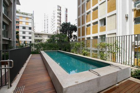 Studio para alugar com 28m², 1 quarto e sem vaga Studio para alugar com 28m², 1 quarto e sem vagaÁrea Comum - Piscina