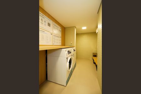 Studio para alugar com 28m², 1 quarto e sem vaga Studio para alugar com 28m², 1 quarto e sem vagaÁrea Comum - Lavanderia