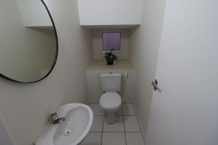Lavabo de casa de condomínio para alugar com 3 quartos, 100m² em Vila do Golf, Ribeirão Preto