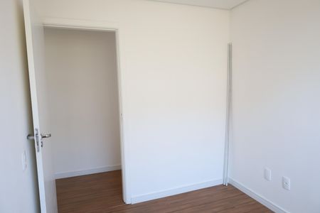 Quarto 1 de apartamento para alugar com 2 quartos, 44m² em Usina Piratininga, São Paulo