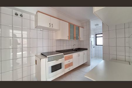 Apartamento à venda com 80m², 3 quartos e 2 vagas Apartamento à venda com 80m², 3 quartos e 2 vagasCozinha e Área de Serviço