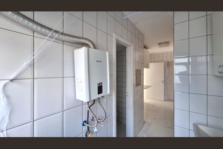 Apartamento à venda com 80m², 3 quartos e 2 vagas Apartamento à venda com 80m², 3 quartos e 2 vagasCozinha e Área de Serviço