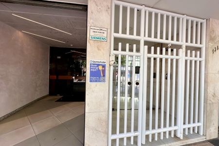 Apartamento à venda com 50m², 1 quarto e 1 vaga Apartamento à venda com 50m², 1 quarto e 1 vagaPlaquinha instalada