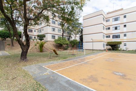 Apartamento à venda com 77m², 2 quartos e 1 vagaÁrea comum