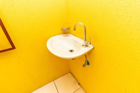 Casa à venda com 250m², 3 quartos e 3 vagas Casa à venda com 250m², 3 quartos e 3 vagasBanheiro da Piscina