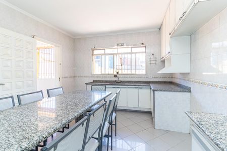 Casa à venda com 250m², 3 quartos e 3 vagas Casa à venda com 250m², 3 quartos e 3 vagasCozinha