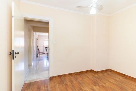 Casa à venda com 250m², 3 quartos e 3 vagas Casa à venda com 250m², 3 quartos e 3 vagasQuarto 2