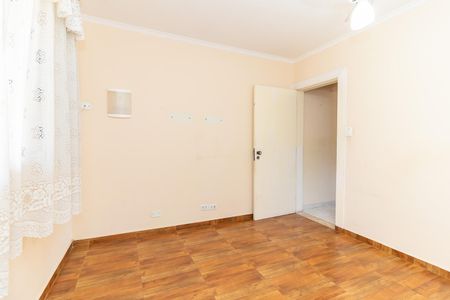 Casa à venda com 250m², 3 quartos e 3 vagas Casa à venda com 250m², 3 quartos e 3 vagasQuarto 2