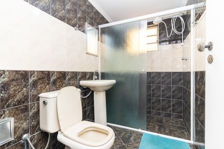 Casa à venda com 250m², 3 quartos e 3 vagas Casa à venda com 250m², 3 quartos e 3 vagasBanheiro 2