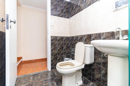 Casa à venda com 250m², 3 quartos e 3 vagas Casa à venda com 250m², 3 quartos e 3 vagasBanheiro 2