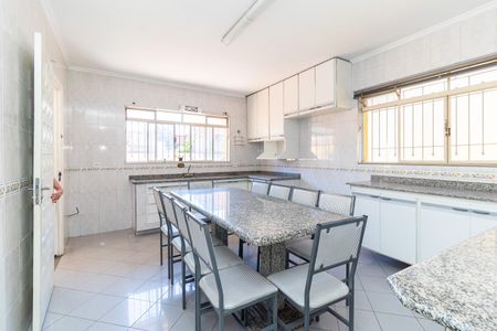 Casa à venda com 250m², 3 quartos e 3 vagas Casa à venda com 250m², 3 quartos e 3 vagasCozinha