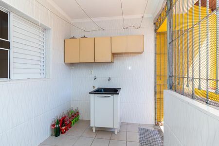 Casa à venda com 250m², 3 quartos e 3 vagas Casa à venda com 250m², 3 quartos e 3 vagasÁrea de Serviço