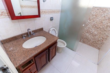 Casa à venda com 250m², 3 quartos e 3 vagas Casa à venda com 250m², 3 quartos e 3 vagasBanheiro Social