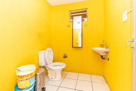 Casa à venda com 250m², 3 quartos e 3 vagas Casa à venda com 250m², 3 quartos e 3 vagasBanheiro da Piscina