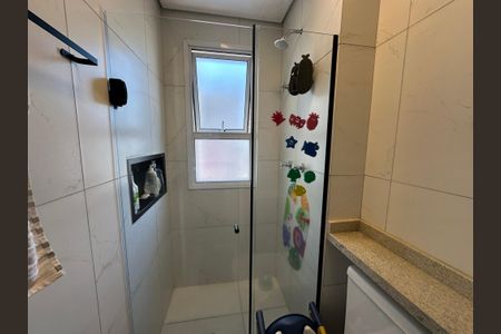 Apartamento à venda com 57m², 2 quartos e 1 vaga Apartamento à venda com 57m², 2 quartos e 1 vagaBanheiro Social