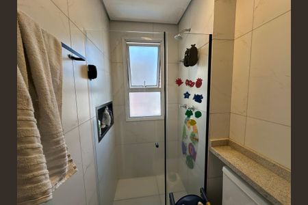 Apartamento à venda com 57m², 2 quartos e 1 vaga Apartamento à venda com 57m², 2 quartos e 1 vagaBanheiro Social