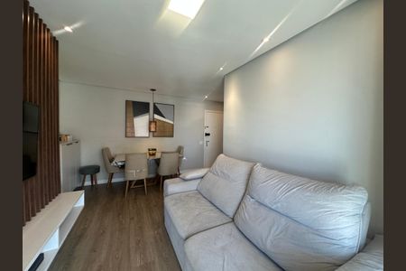 Apartamento à venda com 57m², 2 quartos e 1 vaga Apartamento à venda com 57m², 2 quartos e 1 vagaSala