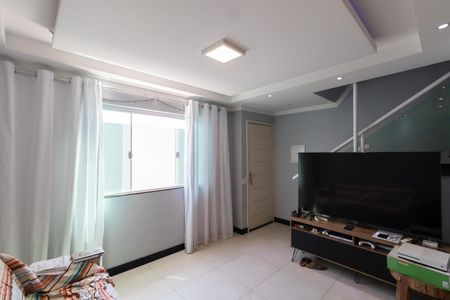 Casa de condomínio à venda com 78m², 2 quartos e 1 vagaSala/Cozinha