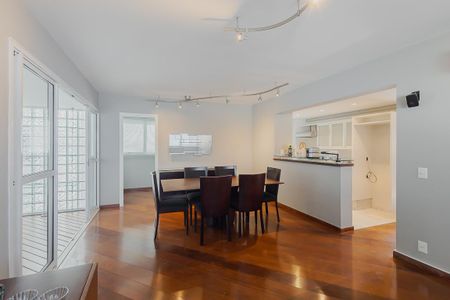 Sala de apartamento à venda com 2 quartos, 91m² em Sumaré, São Paulo