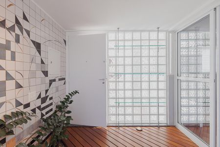 Apartamento à venda com 91m², 2 quartos e 2 vagasEntrada