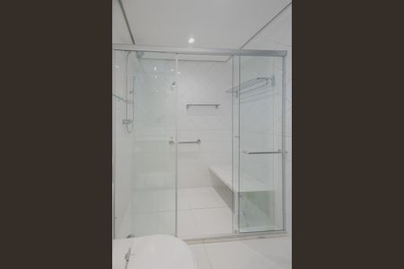 Apartamento à venda com 91m², 2 quartos e 2 vagasBanheiro da Suíte