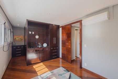 Apartamento à venda com 91m², 2 quartos e 2 vagasSuíte