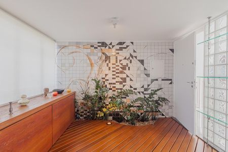 Apartamento à venda com 91m², 2 quartos e 2 vagasEntrada