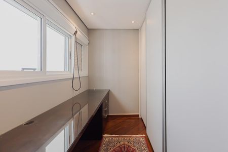 Apartamento à venda com 91m², 2 quartos e 2 vagasCloset da suíte