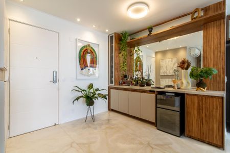 Sala de apartamento à venda com 2 quartos, 81m² em Campo Belo, São Paulo