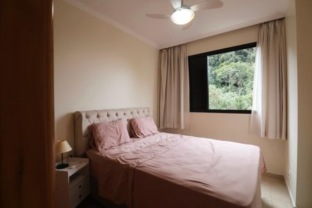 Apartamento para alugar com 230m², 4 quartos e 2 vagas Apartamento para alugar com 230m², 4 quartos e 2 vagasQuarto