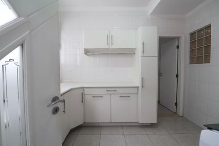 Apartamento para alugar com 230m², 4 quartos e 2 vagas Apartamento para alugar com 230m², 4 quartos e 2 vagasÁrea de Serviço