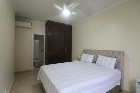 Apartamento para alugar com 230m², 4 quartos e 2 vagas Apartamento para alugar com 230m², 4 quartos e 2 vagasQuarto Suíte