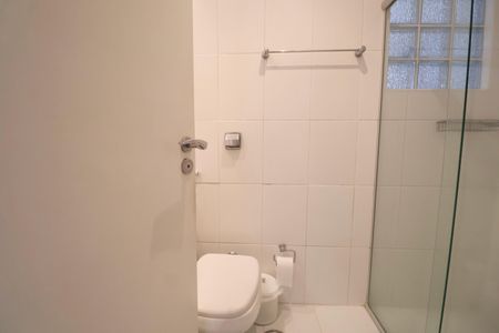 Apartamento para alugar com 230m², 4 quartos e 2 vagas Apartamento para alugar com 230m², 4 quartos e 2 vagasBanheiro Social