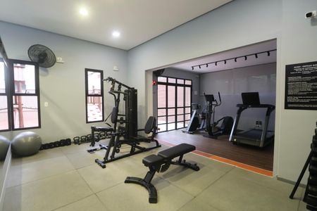 Apartamento para alugar com 230m², 4 quartos e 2 vagas Apartamento para alugar com 230m², 4 quartos e 2 vagasÁrea comum - Academia