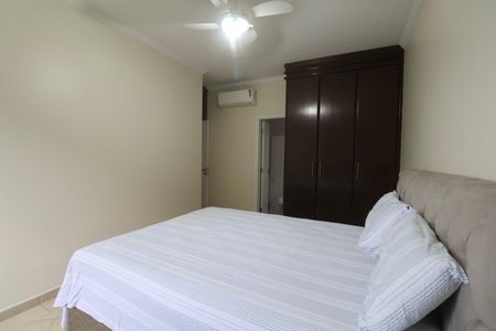 Apartamento para alugar com 230m², 4 quartos e 2 vagas Apartamento para alugar com 230m², 4 quartos e 2 vagasQuarto Suíte