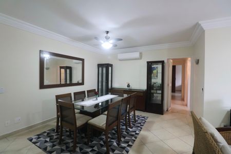 Apartamento para alugar com 230m², 4 quartos e 2 vagas Apartamento para alugar com 230m², 4 quartos e 2 vagasSala