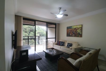 Apartamento para alugar com 230m², 4 quartos e 2 vagas Apartamento para alugar com 230m², 4 quartos e 2 vagasSala