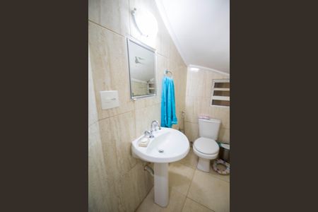 Casa à venda com 140m², 3 quartos e 3 vagas Casa à venda com 140m², 3 quartos e 3 vagasLavabo